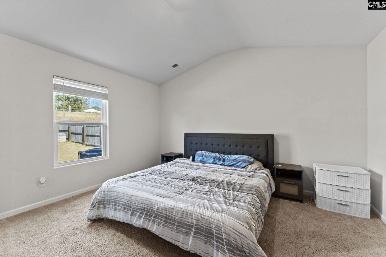 145 Sundew Road  Photo 16