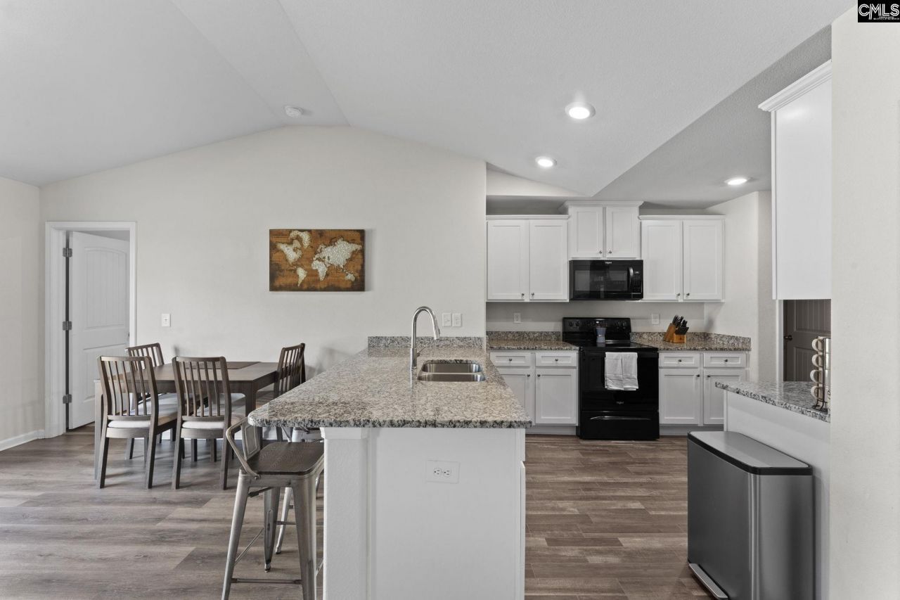 145 Sundew Road  Photo 21