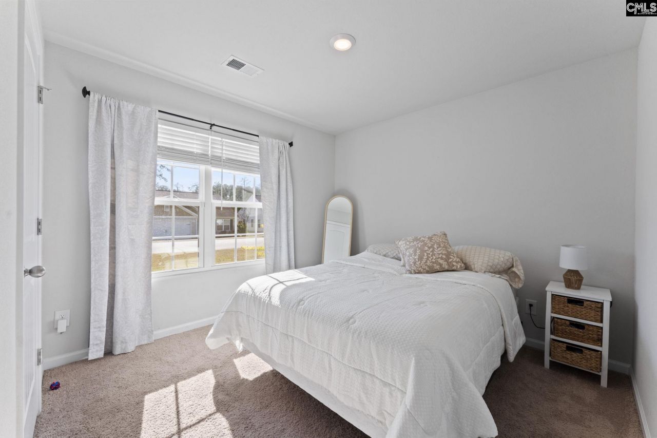 145 Sundew Road  Photo 8