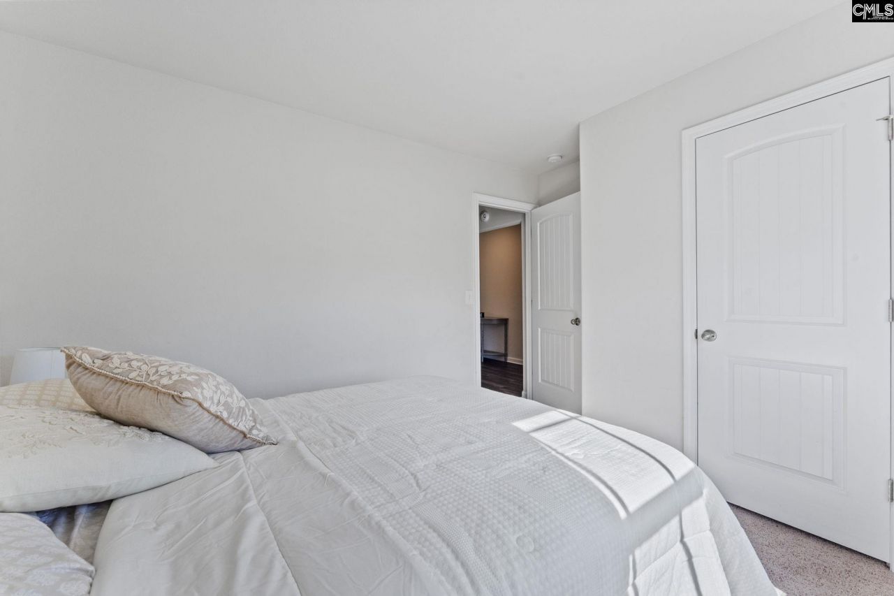 145 Sundew Road  Photo 9