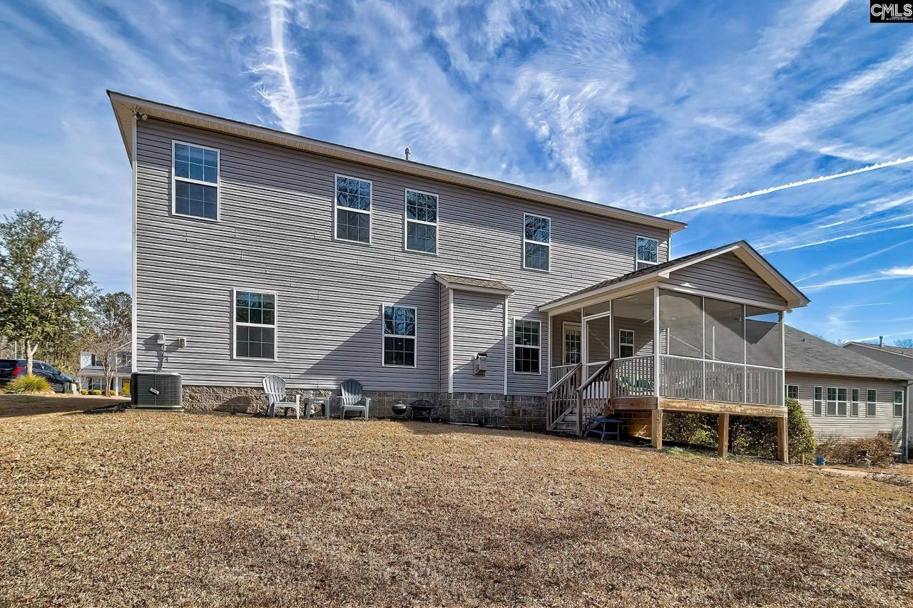 335 Saucer Way Photo 5