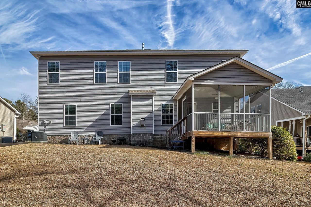 335 Saucer Way Photo 6