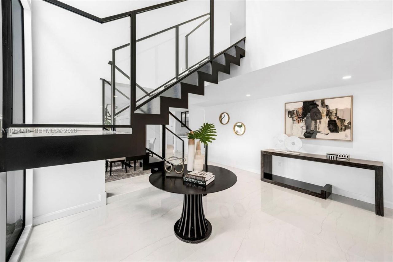 6832 Sunrise Ct, Coral Gables, FL 33133 Photo