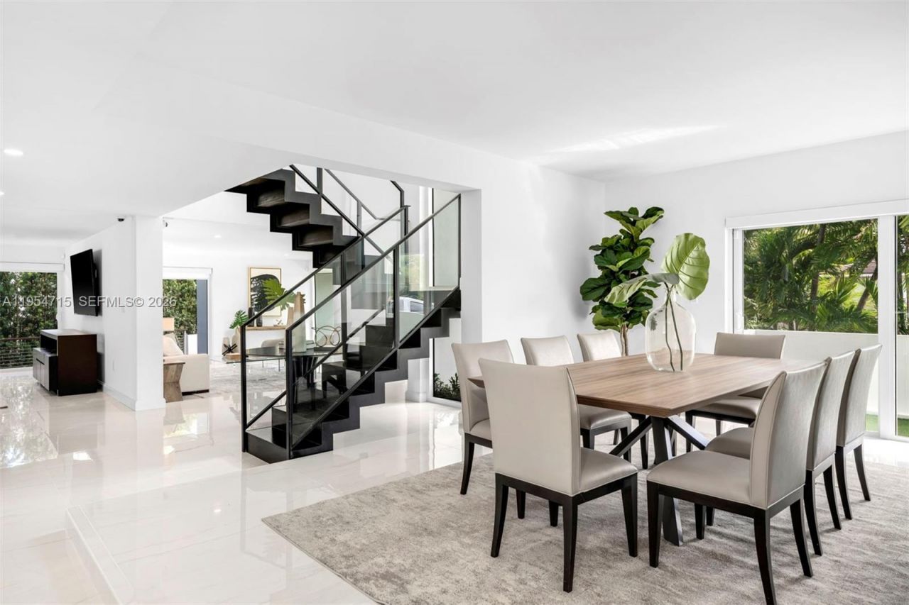 6832 Sunrise Ct, Coral Gables, FL 33133 Photo