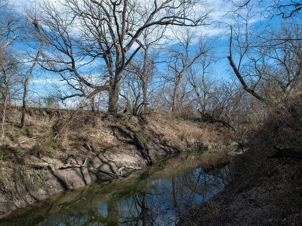 0 LCR 412, Groesbeck, TX 76642