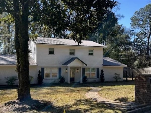 3933 Radnor Avenue, Mobile, AL 36608