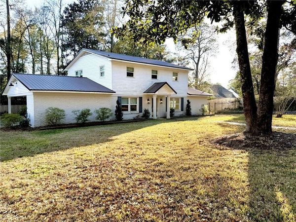 3933 Radnor Avenue, Mobile, AL 36608