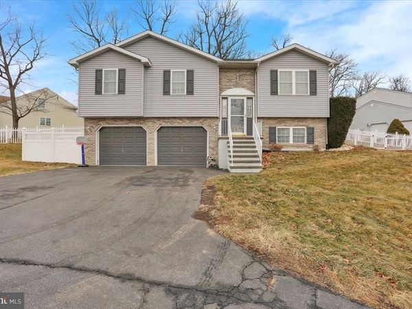 32 JACK AND JILL DRIVE, SCHUYLKILL HAVEN, PA 17972