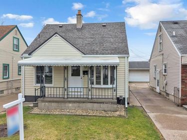 2359 Detroit Avenue, Lincoln Park, MI 48146