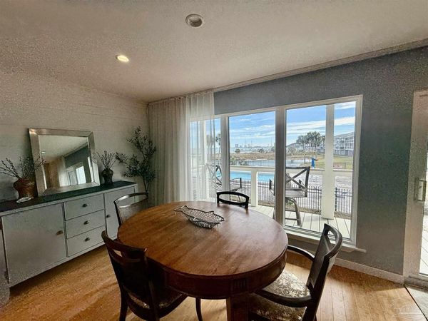 200 Pensacola Beach Rd, Unit F3, Gulf Breeze, FL 32561