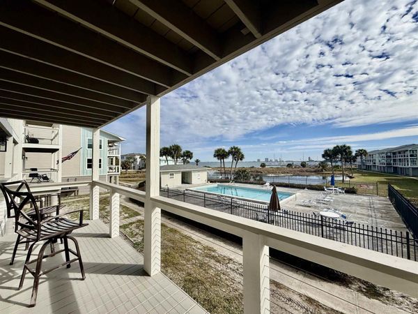 200 Pensacola Beach Rd, Unit F3, Gulf Breeze, FL 32561