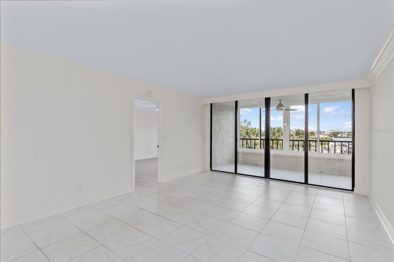 5911 Midnight Pass Road, Unit 206, Sarasota, FL 34242 Photo