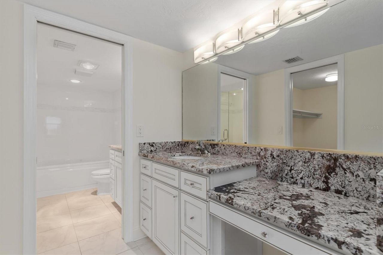 5911 Midnight Pass Road, Unit 206, Sarasota, FL 34242 Photo