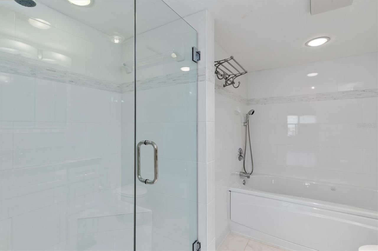 5911 Midnight Pass Road, Unit 206, Sarasota, FL 34242 Photo