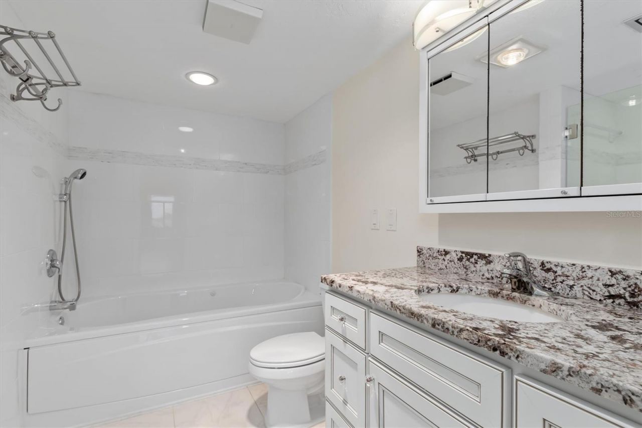 5911 Midnight Pass Road, Unit 206, Sarasota, FL 34242 Photo