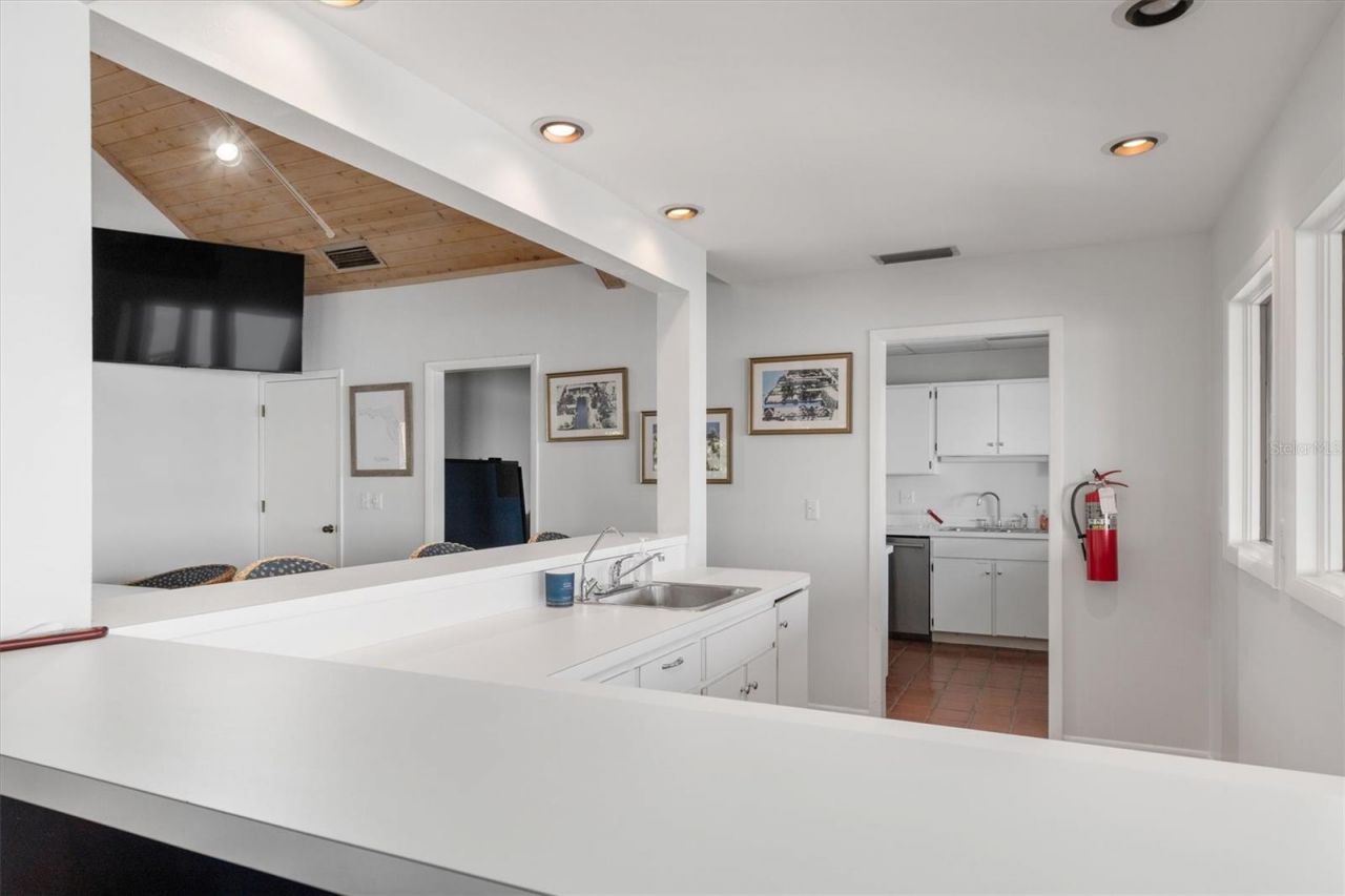 5911 Midnight Pass Road, Unit 206, Sarasota, FL 34242 Photo