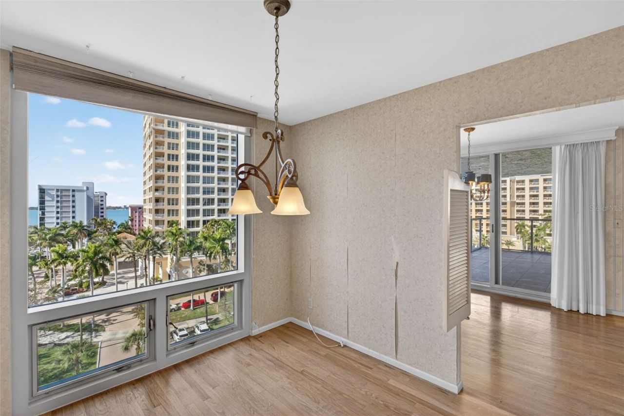 1111 N Gulfstream Avenue, Unit 8D, Sarasota, FL 34236 Photo