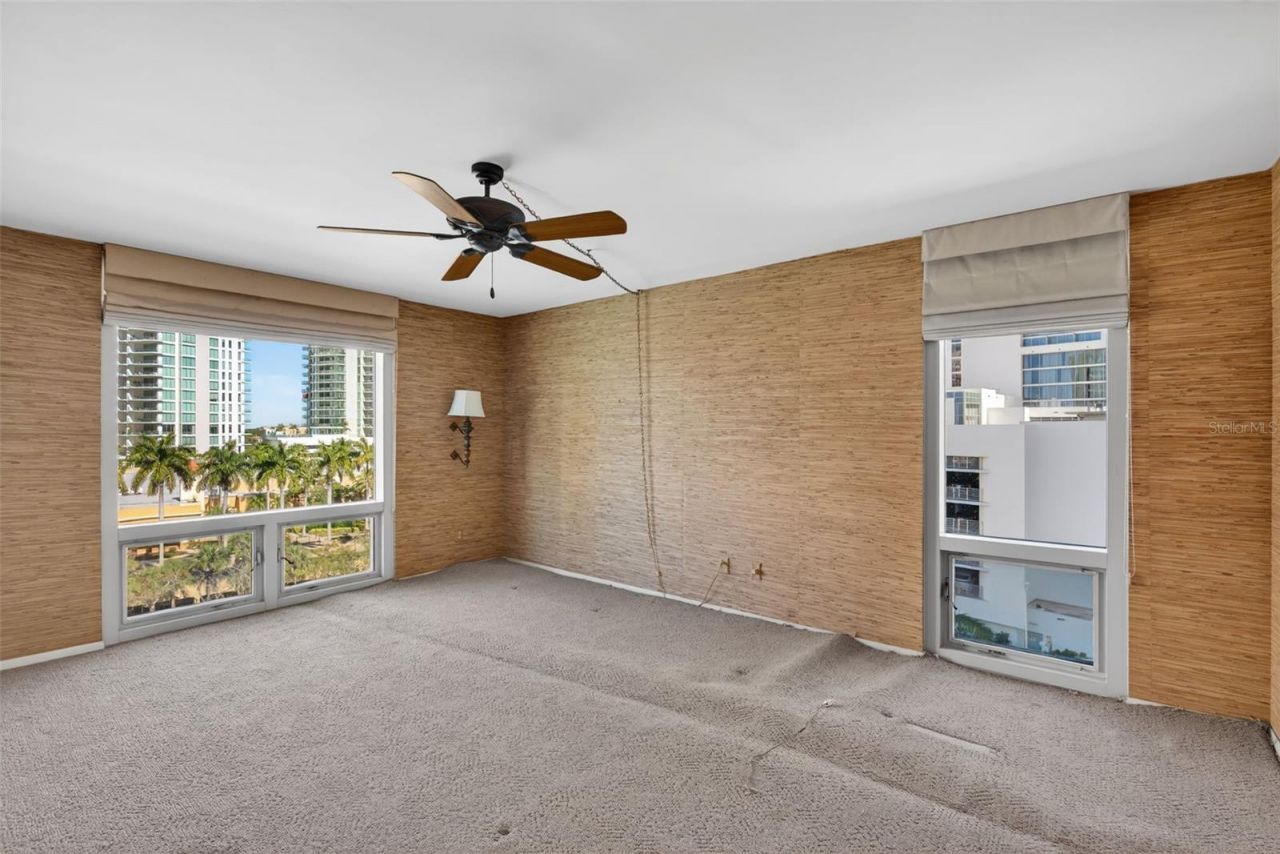 1111 N Gulfstream Avenue, Unit 8D, Sarasota, FL 34236 Photo