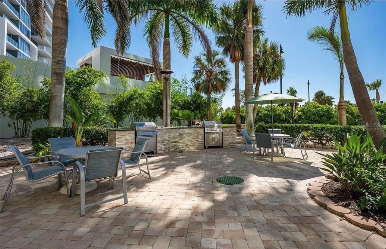 1111 N Gulfstream Avenue, Unit 8D, Sarasota, FL 34236 Photo