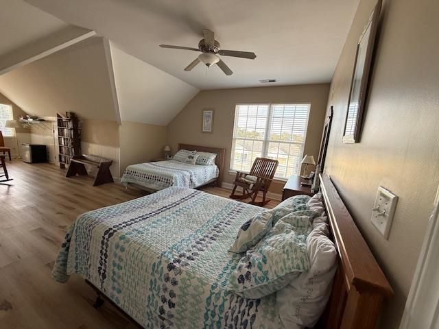 114 A 6th Ave. S Photo 19