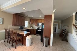 114 A 6th Ave. S photo 4