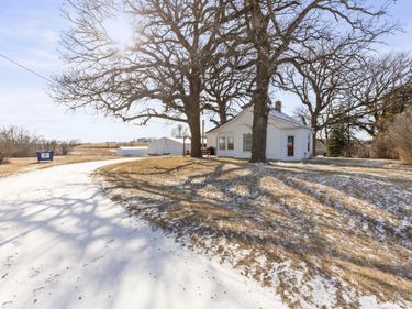24505 NAGEL Avenue, GLENWOOD, IA 51503