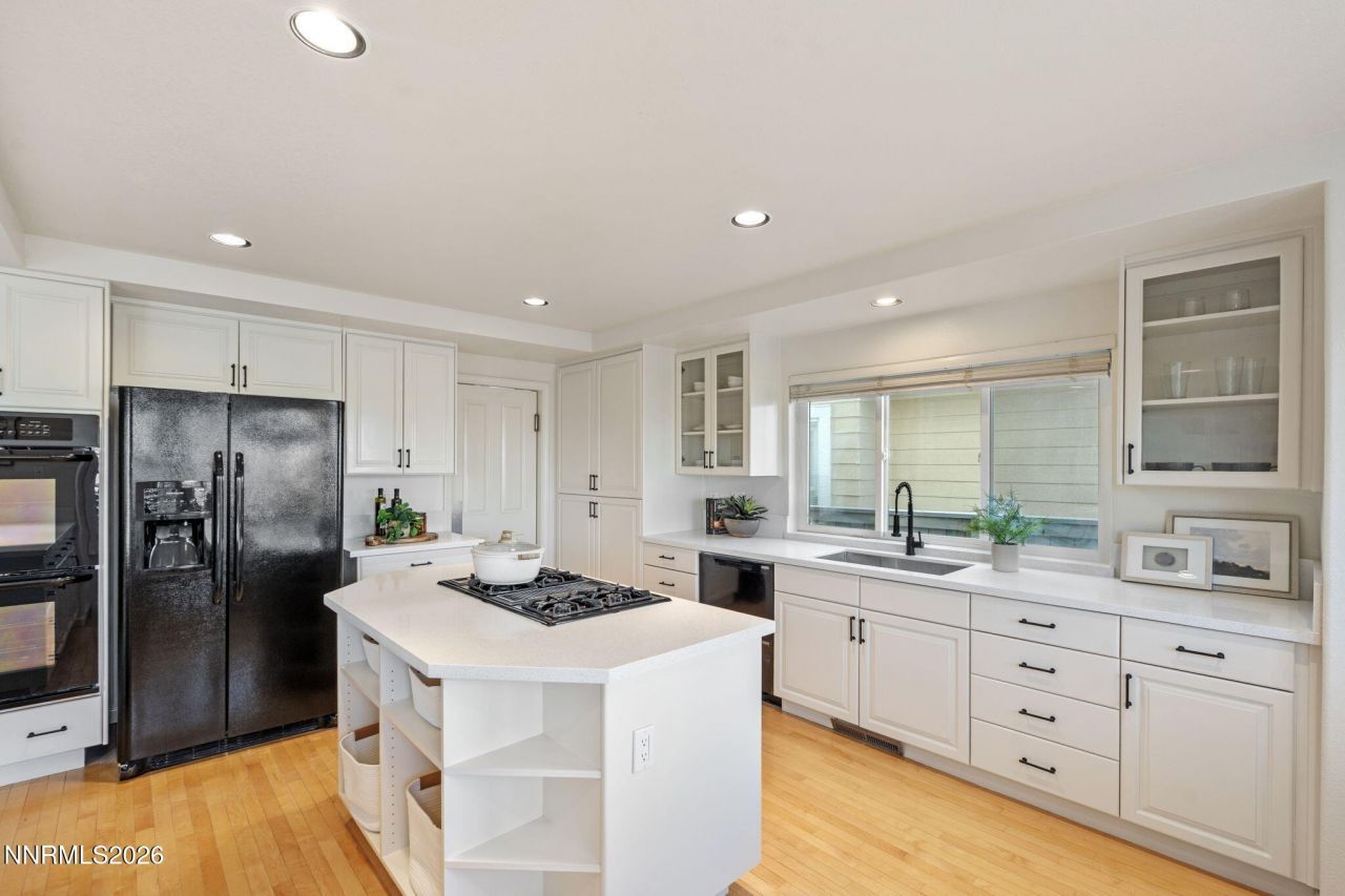 6186 Squires Lane, Reno, NV 89519 Photo