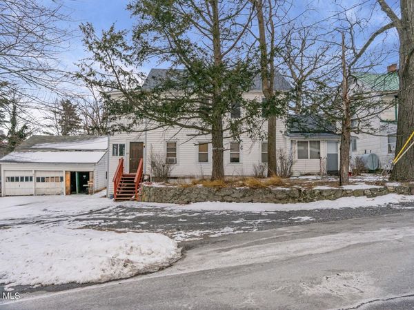 64 Grove Street, Cairo, NY 12413