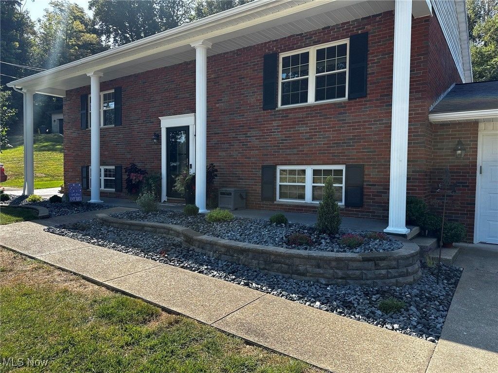 110 Sierra Drive, Marietta, OH 45750 Main Photo