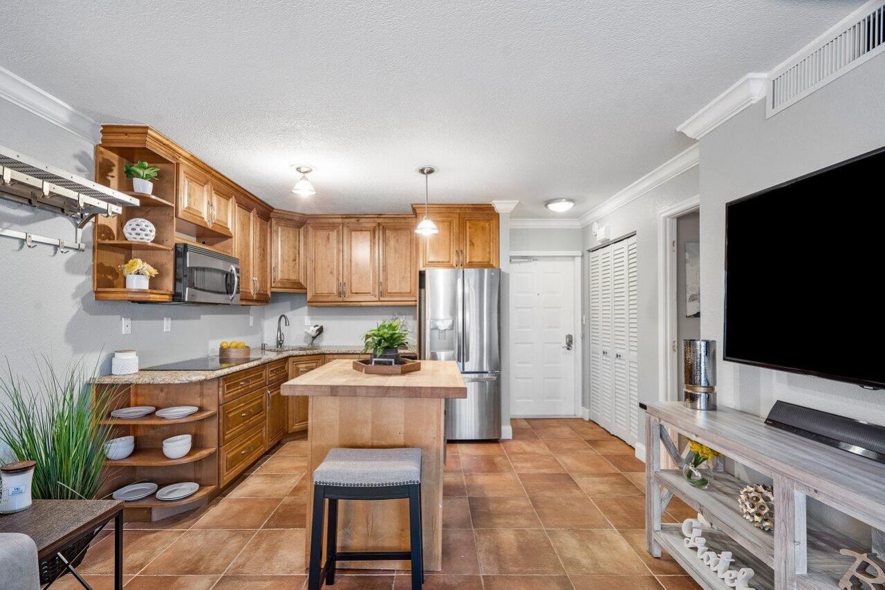 501 Greensward Lane, Unit 101-C, Delray Beach, FL 33445 Photo