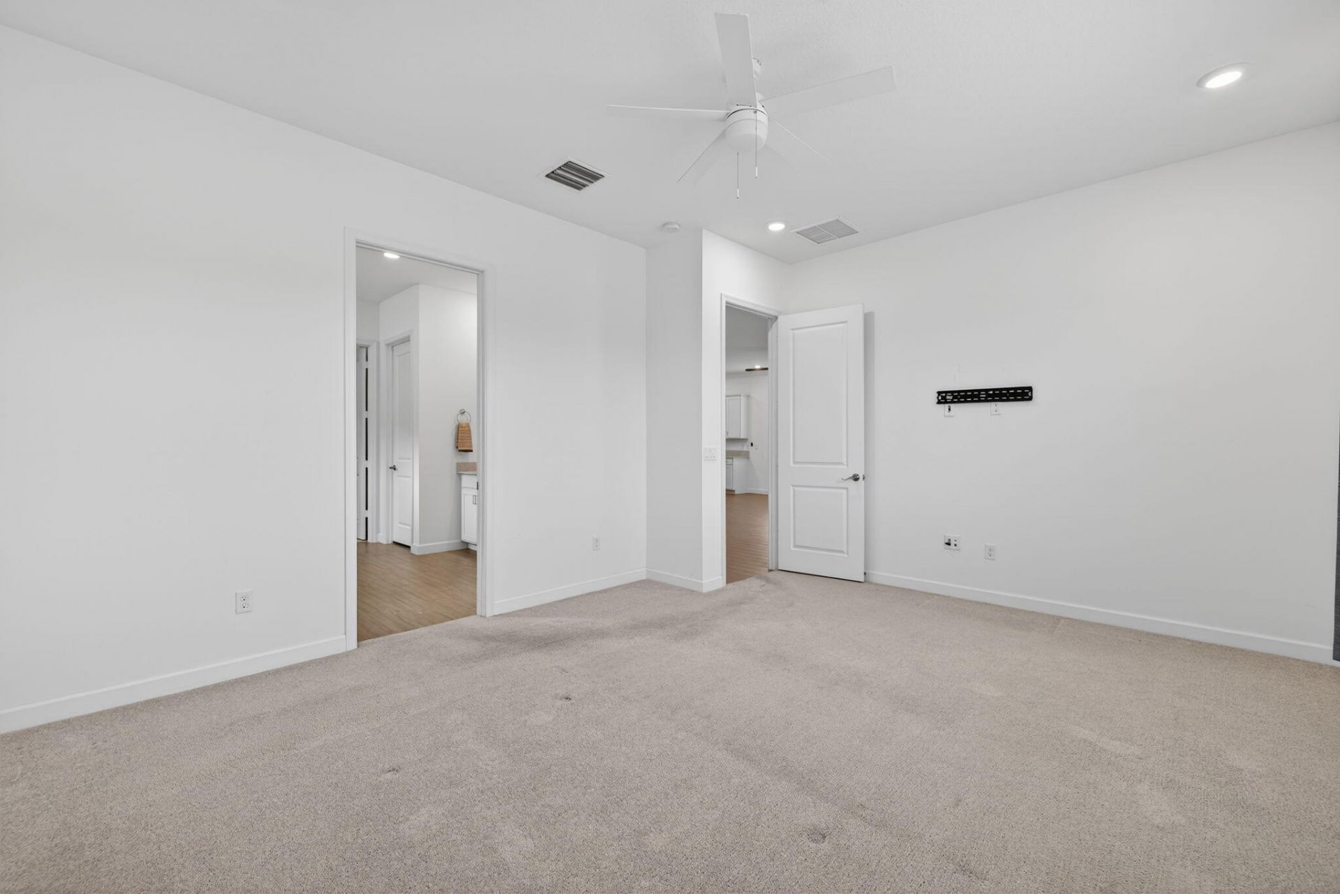 607 SE Mulberry Way, Port Saint Lucie, FL 34984 Photo