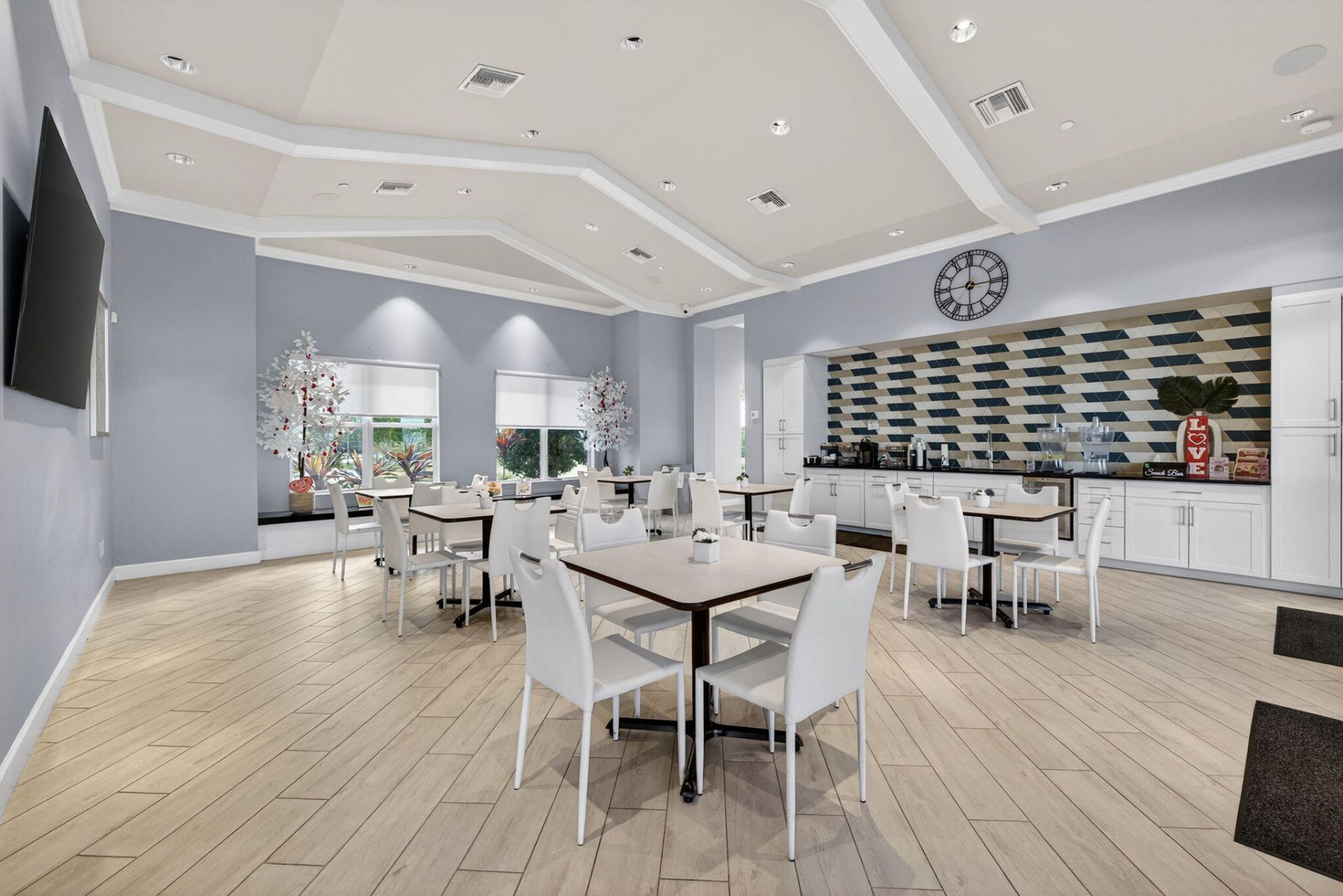 607 SE Mulberry Way, Port Saint Lucie, FL 34984 Photo