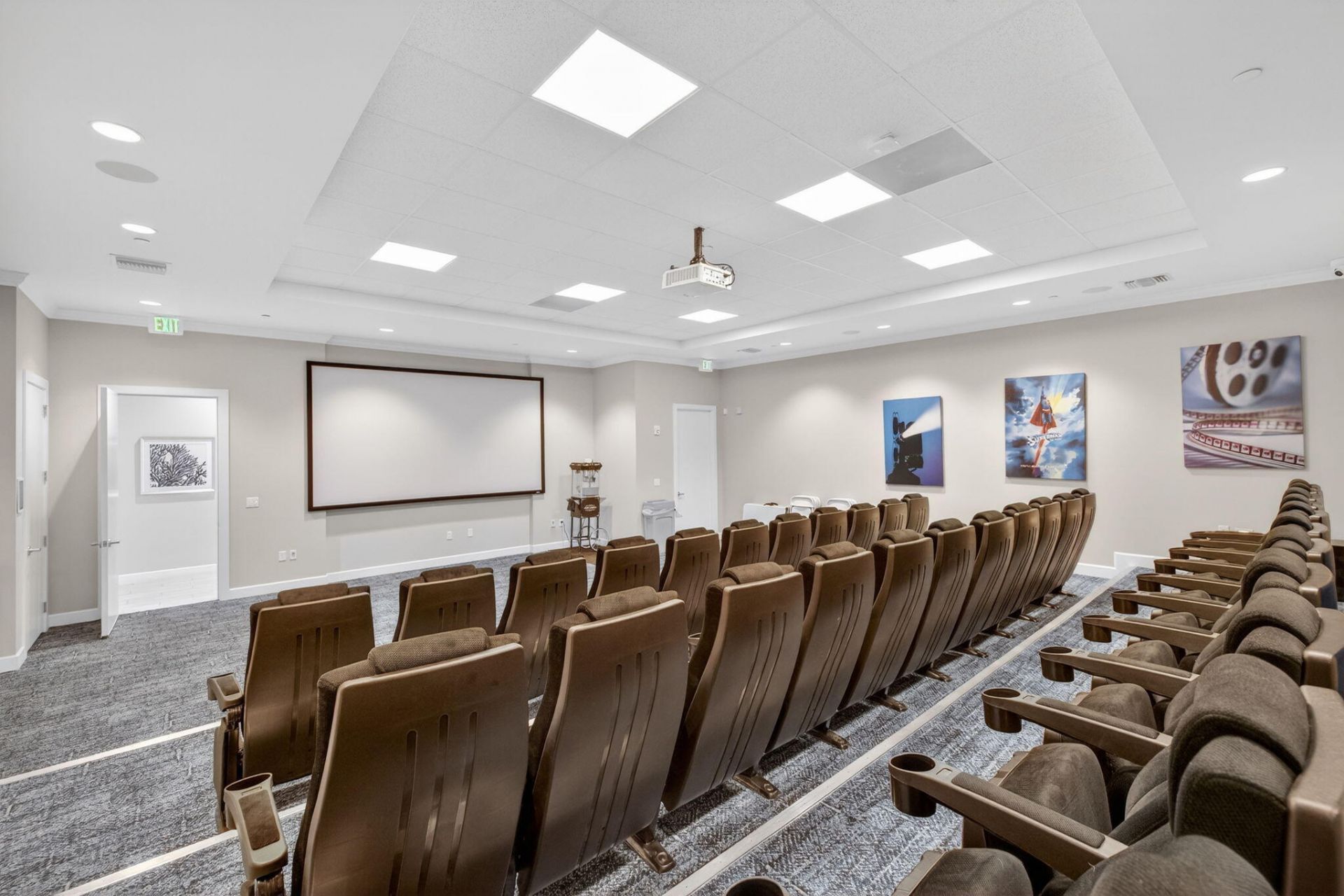 607 SE Mulberry Way, Port Saint Lucie, FL 34984 Photo