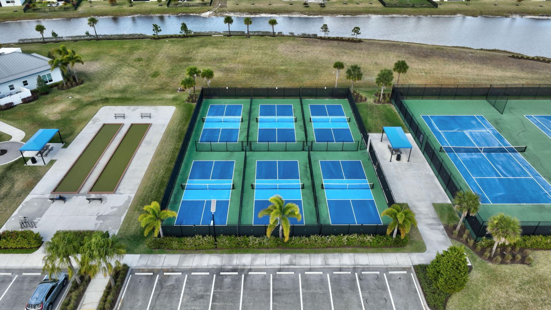 607 SE Mulberry Way, Port Saint Lucie, FL 34984 Photo