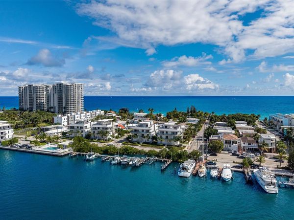 350 Desoto St, Hollywood, FL 33019