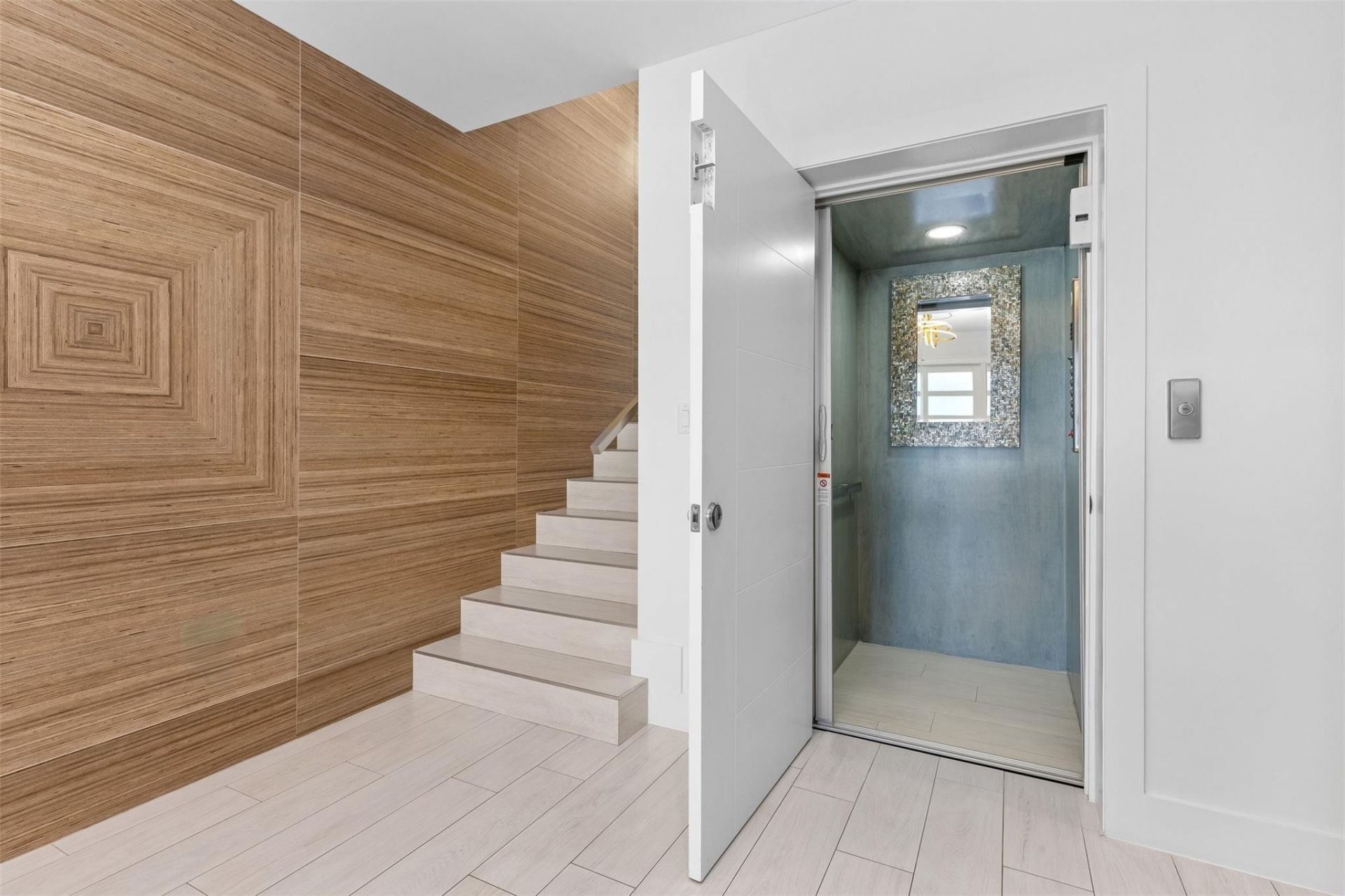 350 Desoto Street, Hollywood, FL 33019 Photo