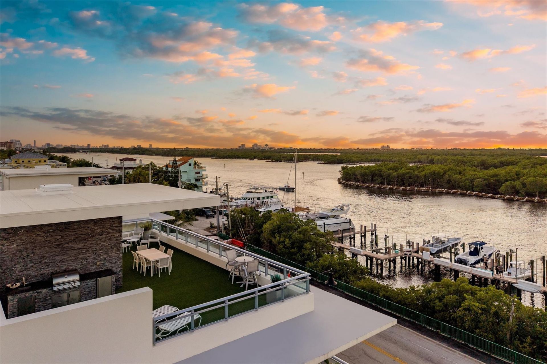 350 Desoto Street, Hollywood, FL 33019 Photo