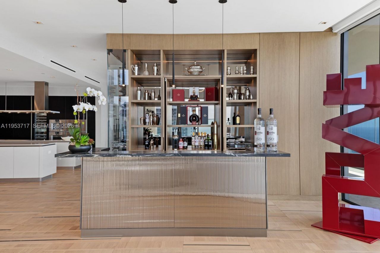 18501 Collins Ave , Unit 3704, Sunny Isles Beach, FL 33160 Photo