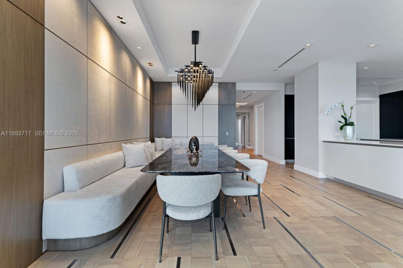 18501 Collins Ave , Unit 3704, Sunny Isles Beach, FL 33160 Photo