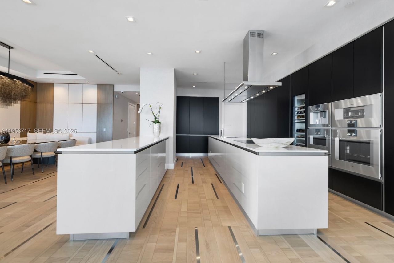 18501 Collins Ave , Unit 3704, Sunny Isles Beach, FL 33160 Photo