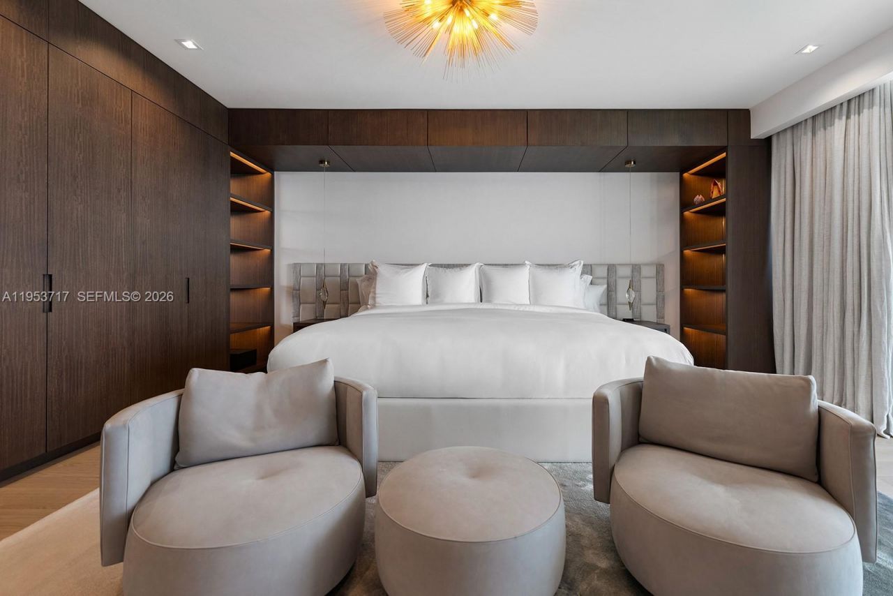 18501 Collins Ave , Unit 3704, Sunny Isles Beach, FL 33160 Photo