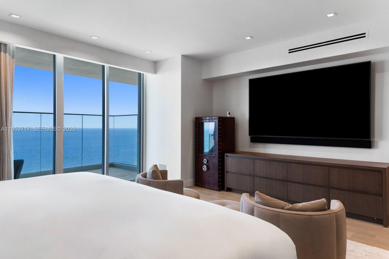 18501 Collins Ave , Unit 3704, Sunny Isles Beach, FL 33160 Photo