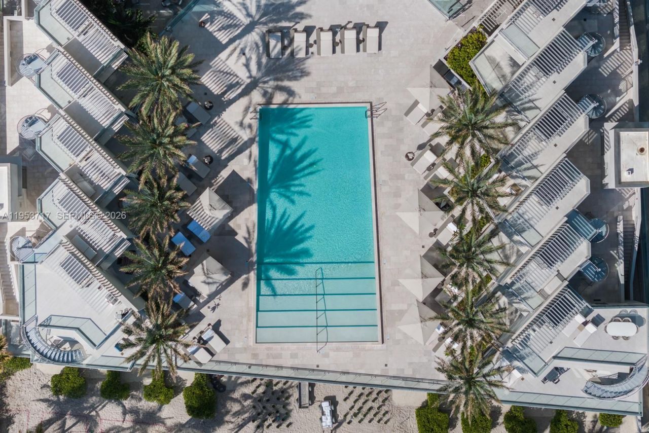 18501 Collins Ave , Unit 3704, Sunny Isles Beach, FL 33160 Photo