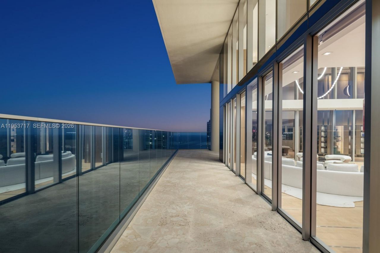 18501 Collins Ave , Unit 3704, Sunny Isles Beach, FL 33160 Photo