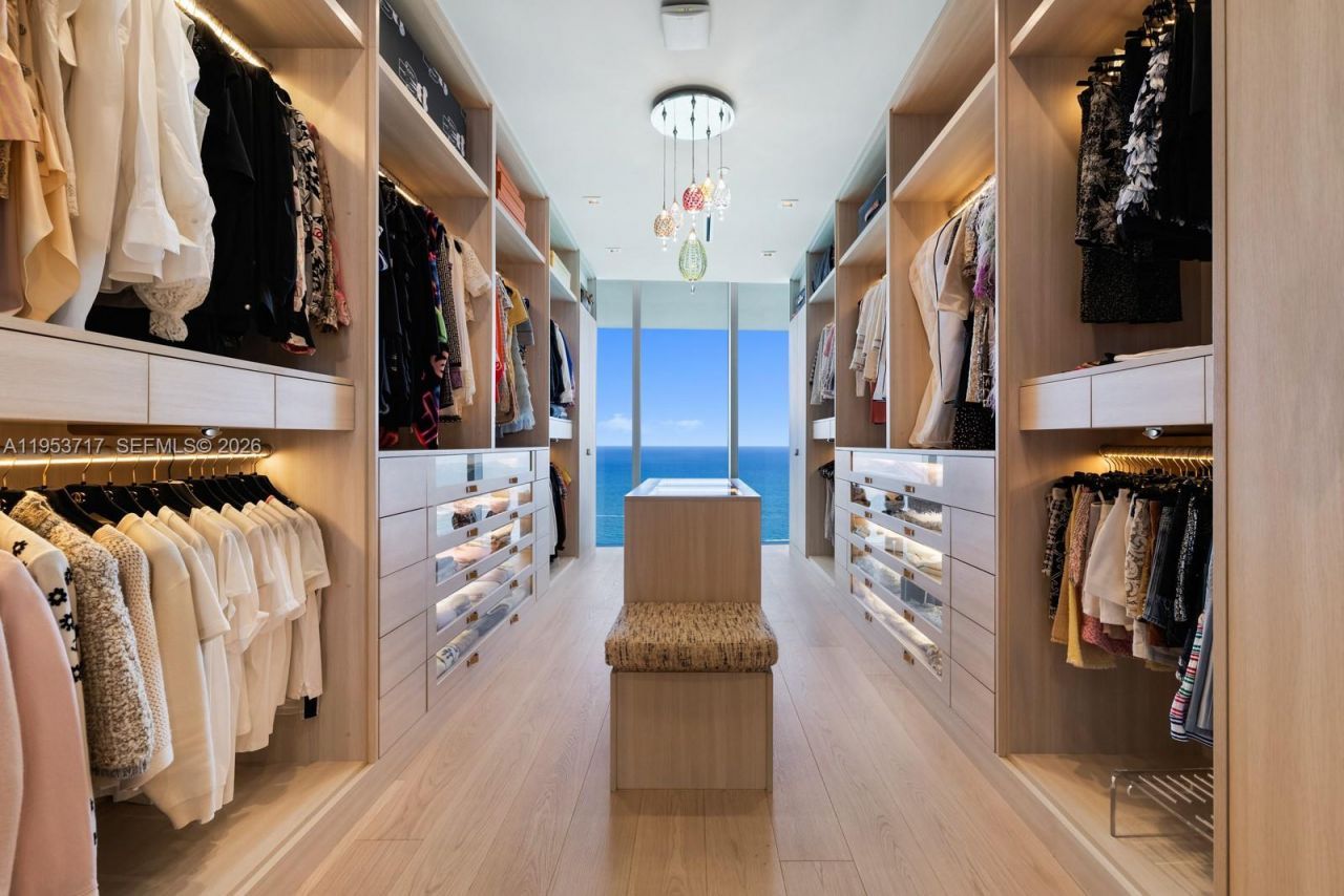 18501 Collins Ave , Unit 3704, Sunny Isles Beach, FL 33160 Photo