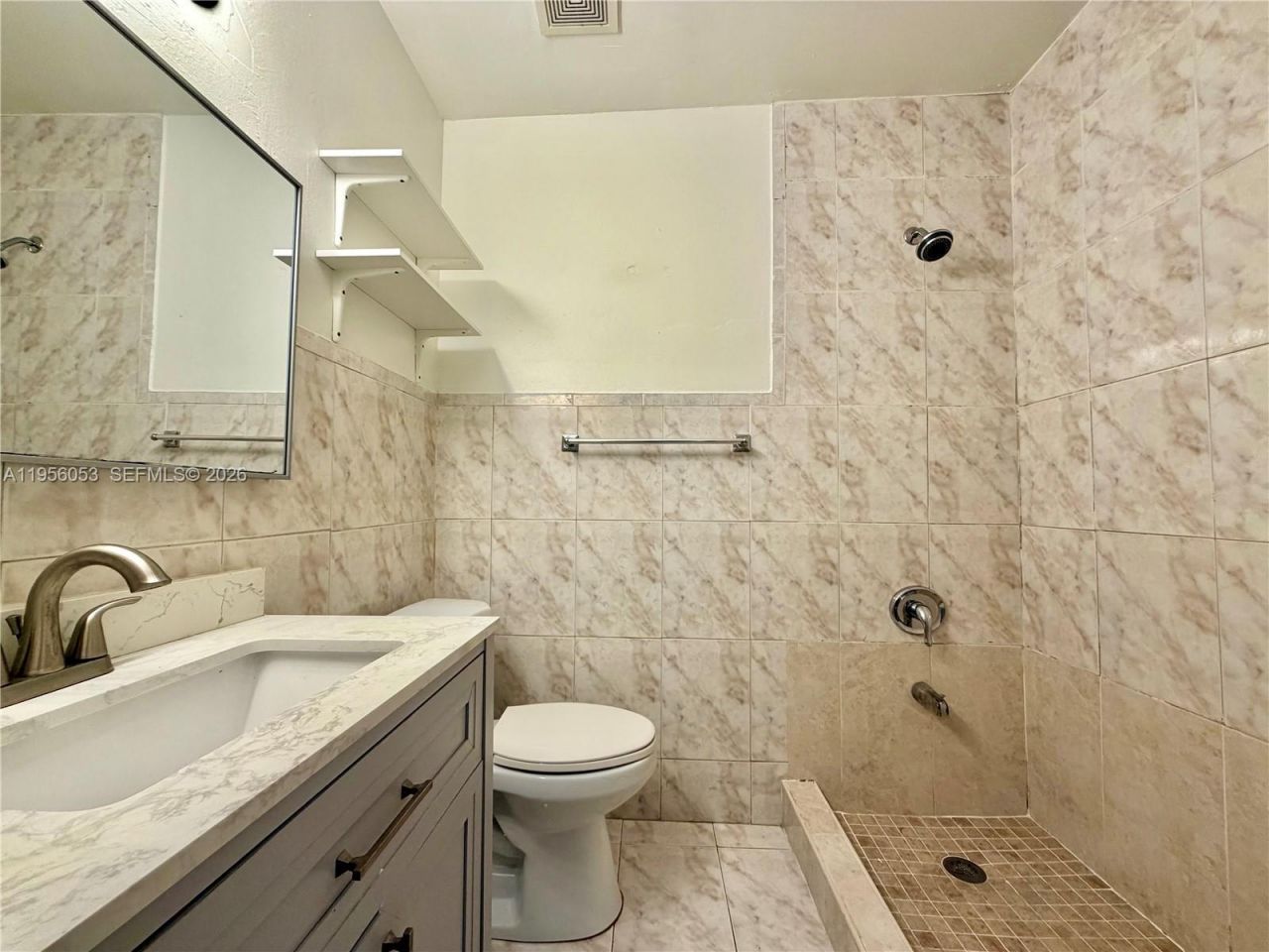 4451 W 10th Ln, Unit 22, Hialeah, FL 33012 Photo