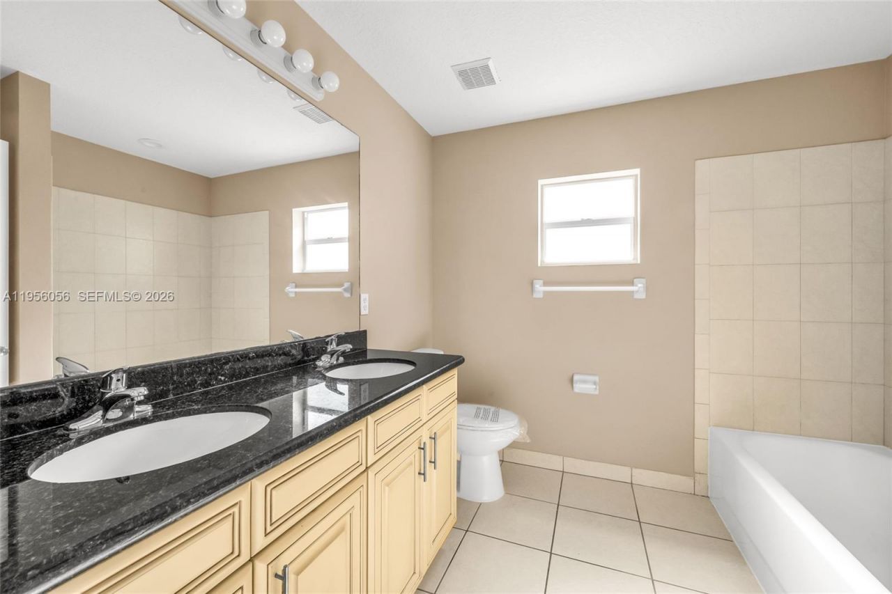 1001 SW 15th St, Deerfield Beach, FL 33441 Photo