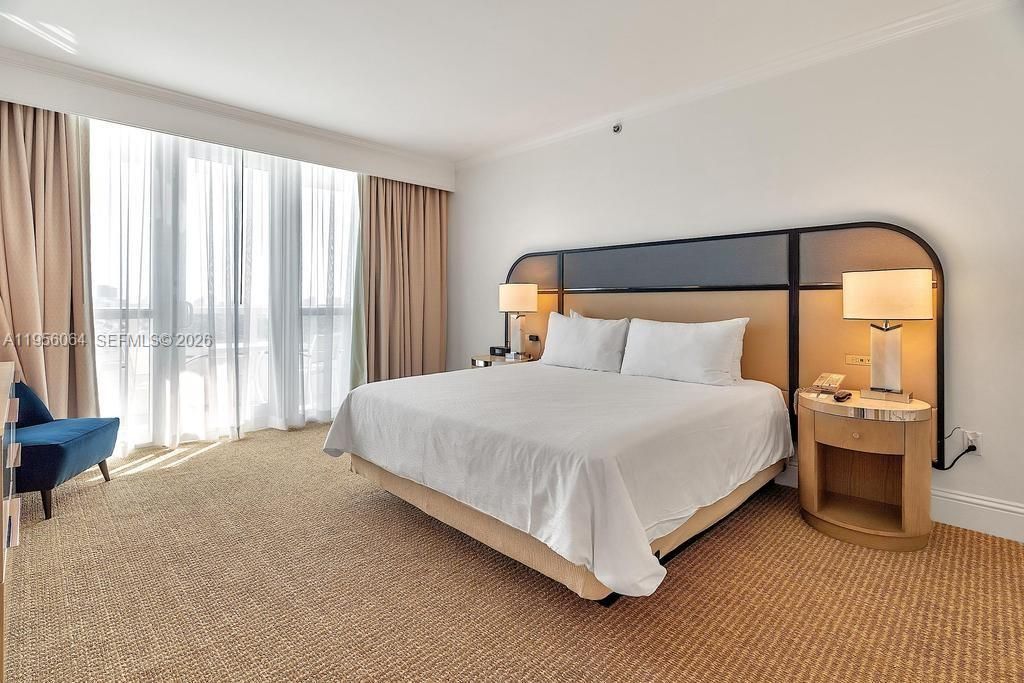 4401 Collins Ave , Unit 1712, Miami Beach, FL 33140 Photo