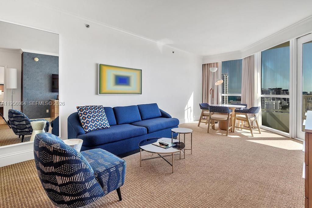 4401 Collins Ave , Unit 1712, Miami Beach, FL 33140 Photo