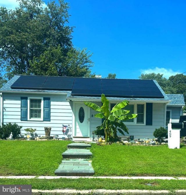 409 10th Avenue, Lindenwold, NJ 08021 Main Photo